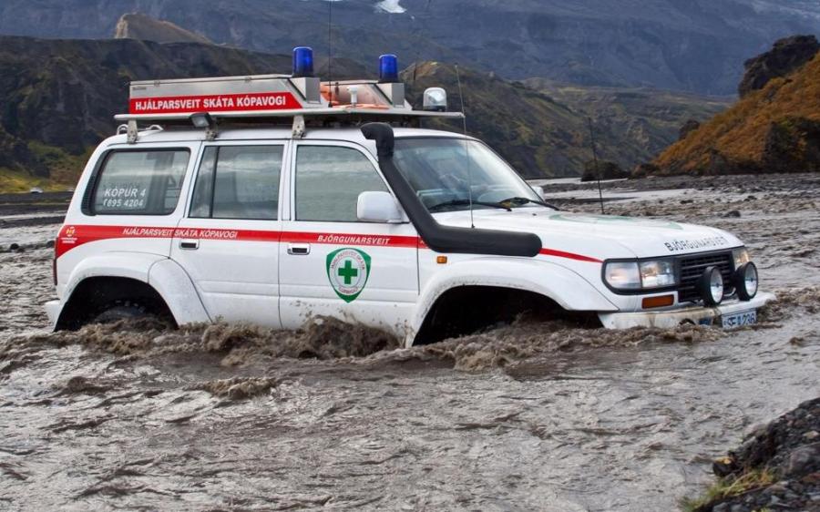 Arctic Trucks Toyota Land Cruiser 80 Medevac AT44 (HDJ81V) '1995 - 97